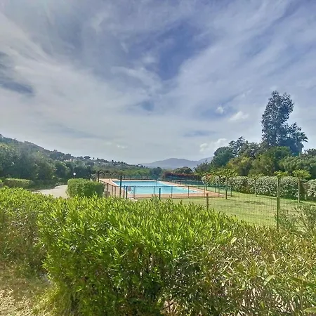 Avec Piscine - Vue Mer - 4 Pieces - 6 Personnes Апартаменты